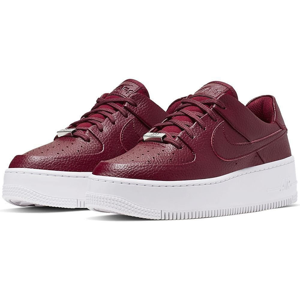 Zapatilla Urbana Nike W Air Force 1 Sage Low AR5339-602 Guinda | plazaVea -  Supermercado