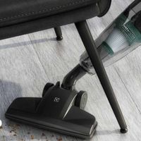 Aspiradora Vertical 2 en 1 Electrolux STK12 Power Speed