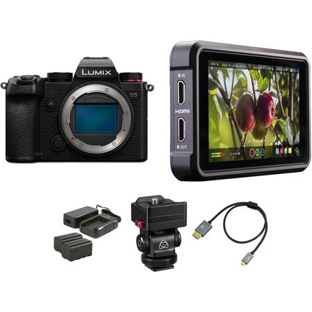 Cámara sin espejo Panasonic Lumix S5 con kit de cine