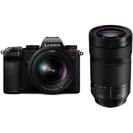 Cámara sin espejo Panasonic Lumix S5 con kit de lentes de 20-60 mm y 70-300 mm