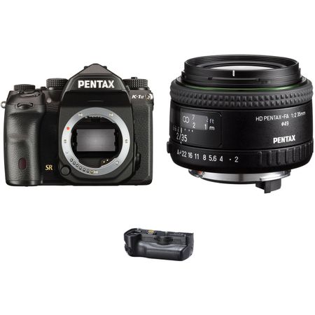 Cámara Dslr Pentax K 1 Mark Ii con Lente de 35Mm y Kit de Batería Grip