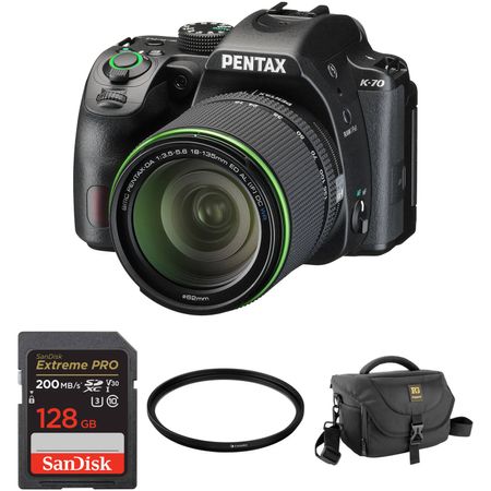 Cámara Dslr Pentax K 70 con Lente 18 135Mm y Kit de Accesorios Negro