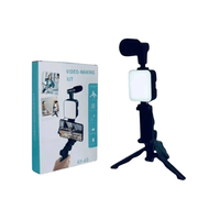 Kit de Grabación con Micrófono y Luz