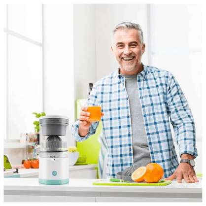 Exprimidor Eléctrico Portátil Recargable de Naranja y Frutas | plazaVea -  plazaVea