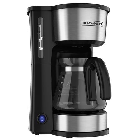 Cafetera 4 en 1 de 5Tsz con Filtro Permanente BLACK & DECKER CM0755S Plateado