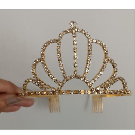 Corona Tiara Diadema Dorada Grande Cumpleaños Fiesta Princesa Modelo Reina