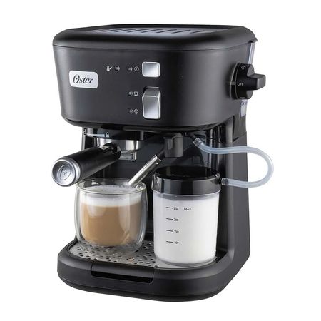Cafetera Oster para Espresso y Capuccino Bvstem5501b Negro 1170 watts