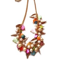 Collar de Perlas y Hojas Doradas Marialu Creaciones