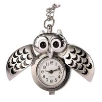 Reloj Collar Buho Genérico Plateado