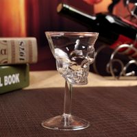 Copa de vidrio calavera fina y elegante
