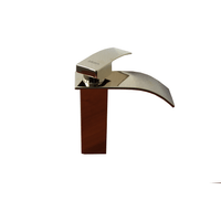 Monocomando 15 cm Ovalín Oro Cuadrado Pico Plano