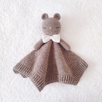 Manta de Apego Muñeco de Compañía para Bebés BE CRAFTY Oso Marrón Tejido a Mano