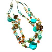 Collar de Cascajos y Piezas de Concha Nacar con Mostacilla Turquesa Marialu Creaciones