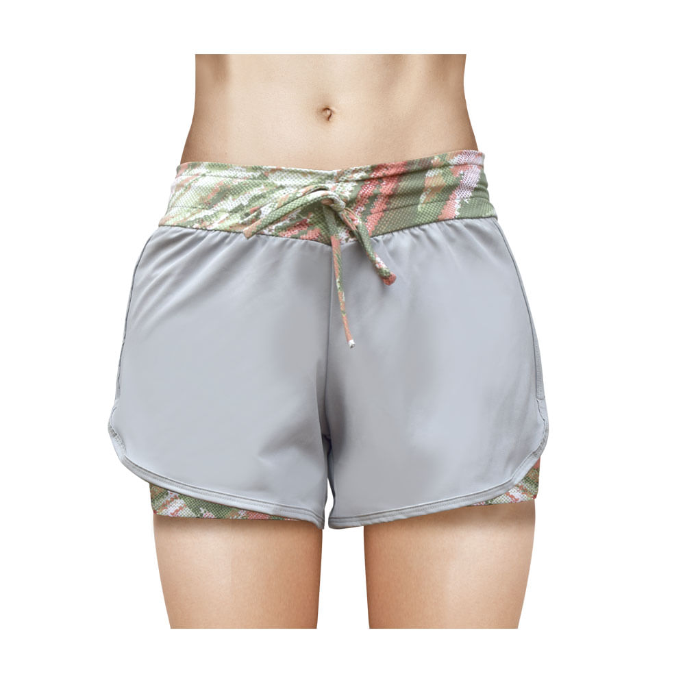 short deportivo con licra