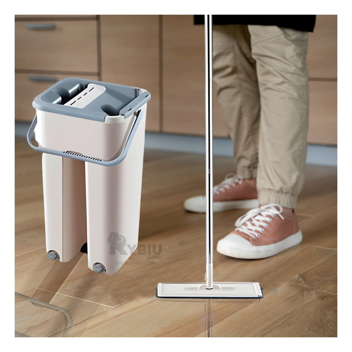 Trapeador Magico 360 con Balde Centrifugador en Gris