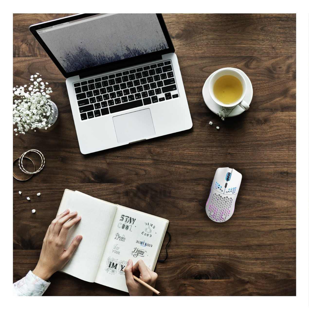 Mouse Gamer MIC GM828RX con Retroiluminacion RGB Blanco