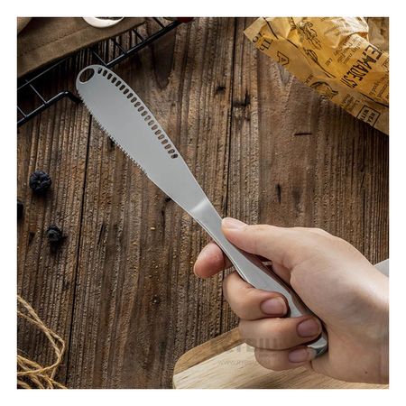 Cuchillo Mantequillero con Agujeros en la Hoja Tono Plateado