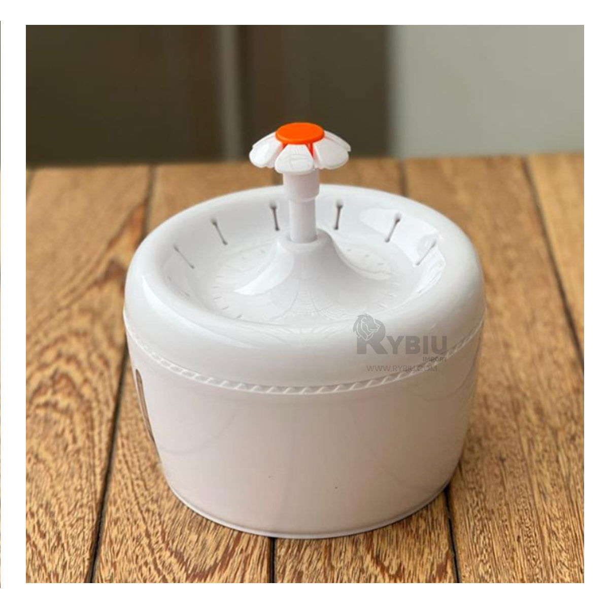 Fuente Elegante de Agua de Color Blanco Y+Papel de Regalo