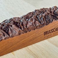 Wisnu Escultura Topográfica del Parque Nacional Huascarán A4 (26x5x4 cm) Escala 1 / 500 000
