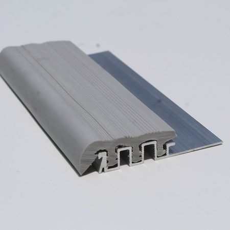 Rodopaso aluminio con antideslizante Gris x 2.40mt Euroborde