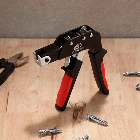 Pistola + tornillos + tarugos 8x34mm x10 & 8x46mm x10 Standers