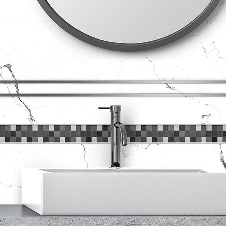 Listelo de Cerámica Kantu Modelo Acero 39.5x5.5 cm Mate Negro