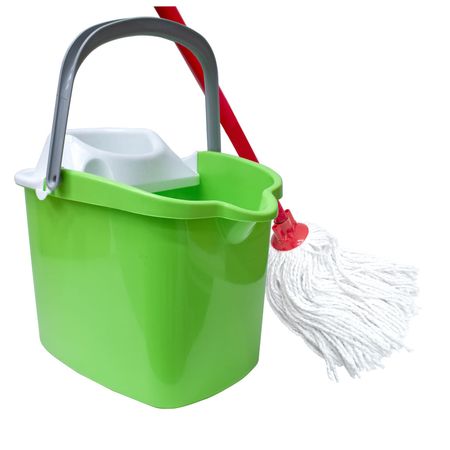 Set de Limpieza Basa Kubox: Balde Escurridor Verde + Trapeador Mopa
