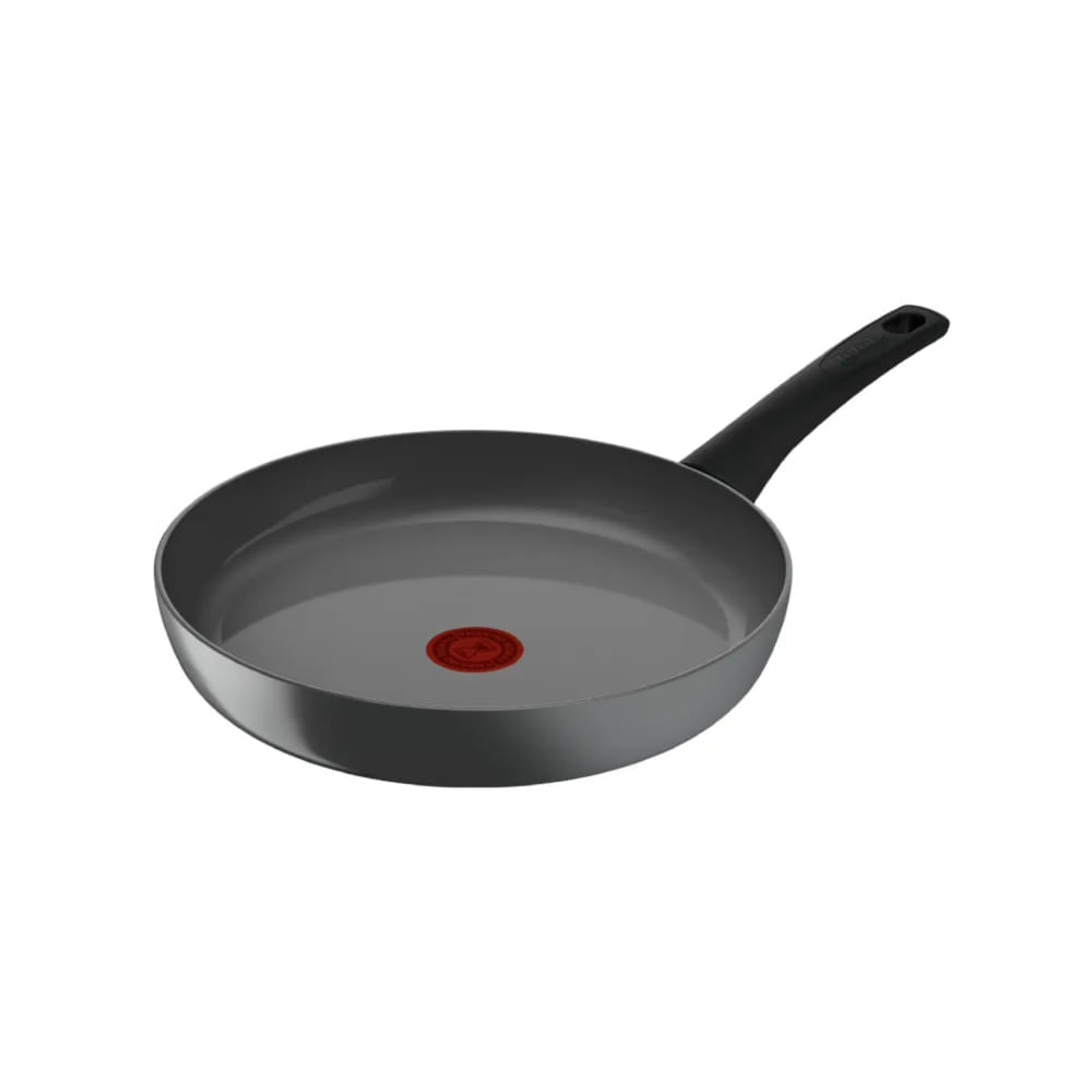 Staub Round Cocotte 24cm in Dark Blue Staub Round Cocotte 24cm in Dark Blue