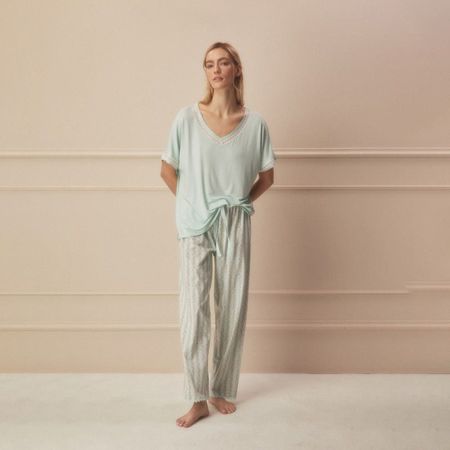 image-b59e7088b5ff4aae8c3372c15a2ef3ae