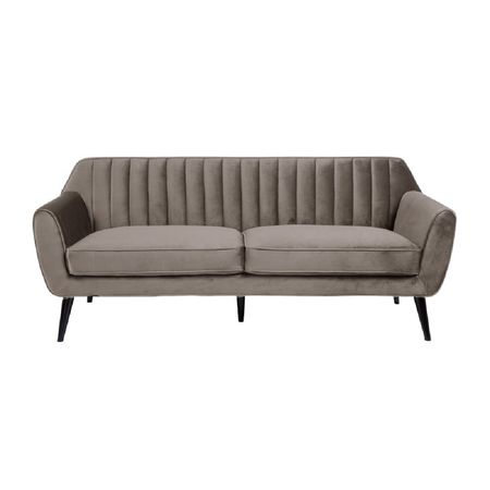 image-302454412ad54bb5be6d9d4646a8ff9b