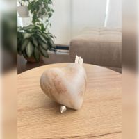 Adorno Corazon Flechado Marble 15x15x12 cm