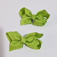 Par de ganchos verdes para el cabello para niñas Aititi´s Kids