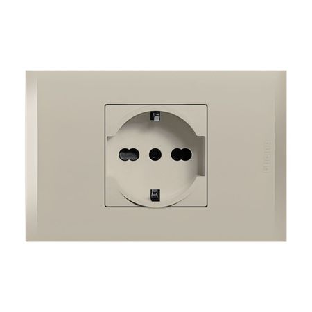 Toma schuko 16A Arena Bticino
