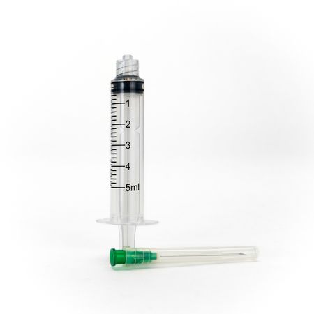 Jeringa Hipodérmica Estéril de 5 ML Aguja 21 G X 1 1/2