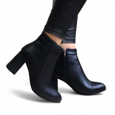 Bota Mujer Clasica Corta Taco 9 2086L-60 Color Negro Talla 39