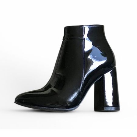 Bota Mujer Clasica Corta Taco 9 Charol 2086L-60 Color Negro Talla 35