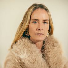 image-164bcf574b1546d5aa7f6de51d72fbb2