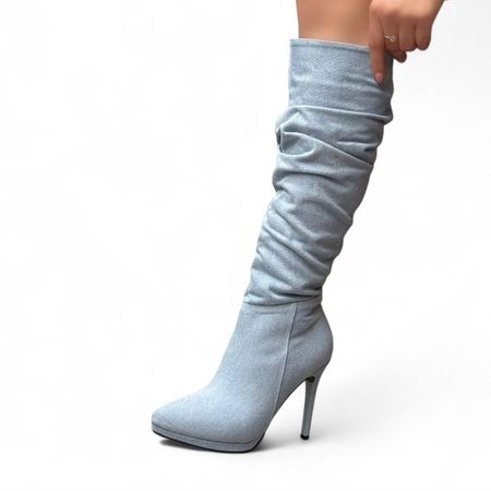 Bota Mujer Corrugadas Aguja Taco 9 Plataforma Externa 2 1299 5C-95 Color Plomo Talla 39