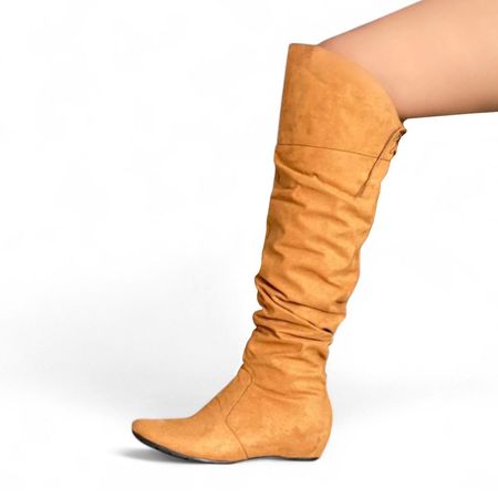Bota Mujer Taco Incorporado 3 Gamuza 1299 5C-68 Color Camel Talla 35