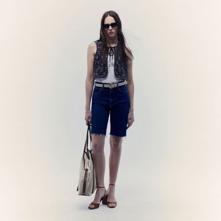 image-6c3d67f6b48646e88f7ec8df87fc2f0d