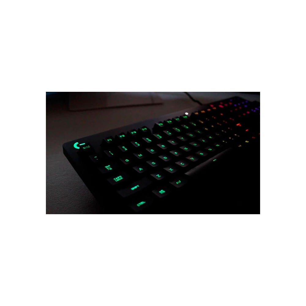 Teclado Logitech G213 Prodigy RGB Gaming, Iluminación Personalizada, Resistente al Agua, Negro
