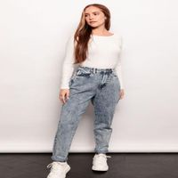 PANTALON MOM JEAN NEVADO