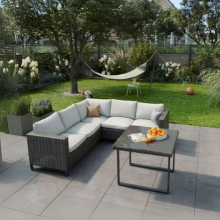 Juego de Terraza Noa 5 Personas Naterial: Seccional + Mesa de Terraza