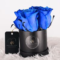 Mini box de rosas azules - Arreglo Floral