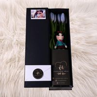 Box Luxury Tulipanes Celestes + Vanellope -  Areglo floral - Princesas