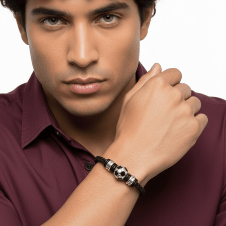 Brazalete Pulsera de Cuero Vacuno para Hombre Modelo Black Soccer Ball