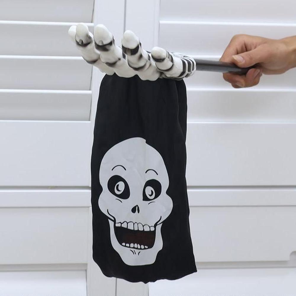 Pack x3 Manos Recolectoras Calavera Negro para Halloween