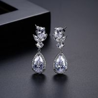 Arete Lágrimas de Cristal con Elegancia Clásica - Plata 925