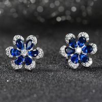 Arete de Flor Cristal Brillante - Plata 925