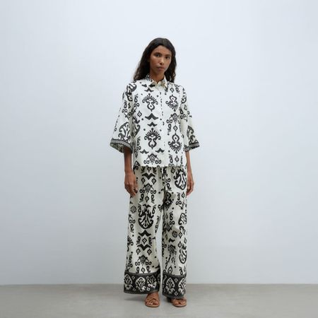 Blusa Mujer Sfera Estampada Con Lino Negro S